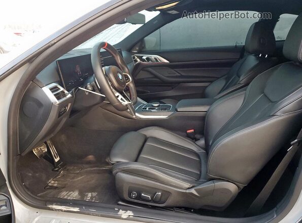 WBA83DA08SCT35778 2025 BMW M4 Серый Вид салона спереди