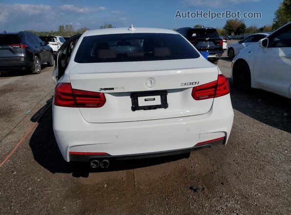WBA8D9C56JA614420 2018 BMW 3 SERIES Белый Вид сзади