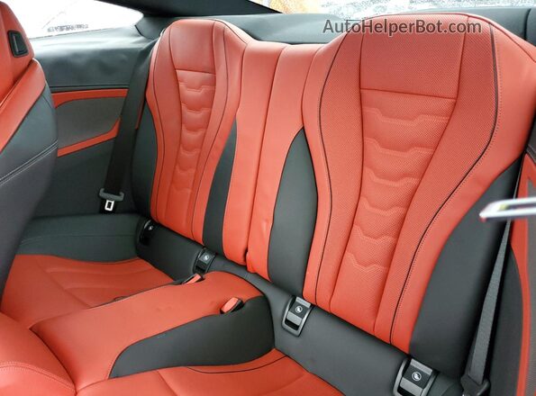 WBAAE2C09RCN70245 2024 BMW 8 SERIES Black Հետևի նստատեղերի տեսք