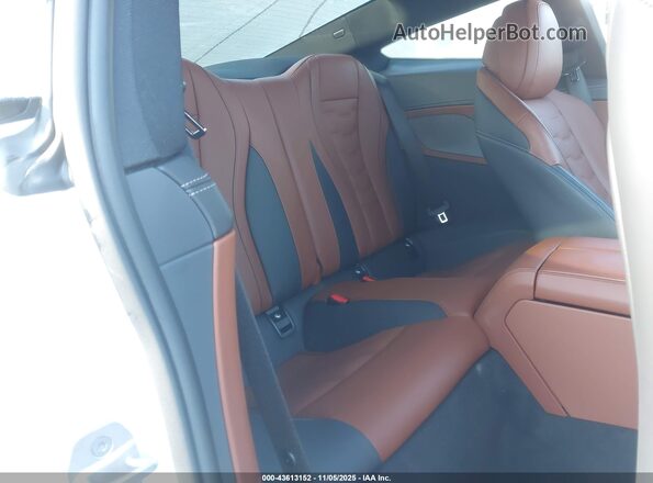 WBAAE4C05RCR08896 2024 BMW 8 SERIES White Vista de la etiqueta del VIN
