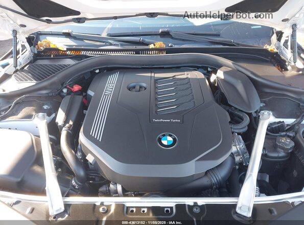 WBAAE4C05RCR08896 2024 BMW 8 SERIES White Vista trasera