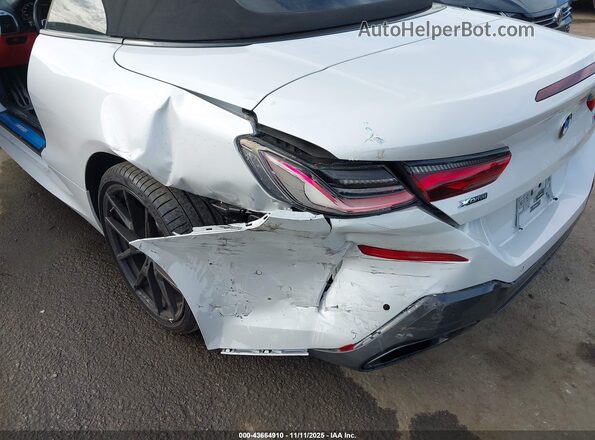 WBAFY4C03RCR19019 2024 BMW M8 Белый Вид спереди