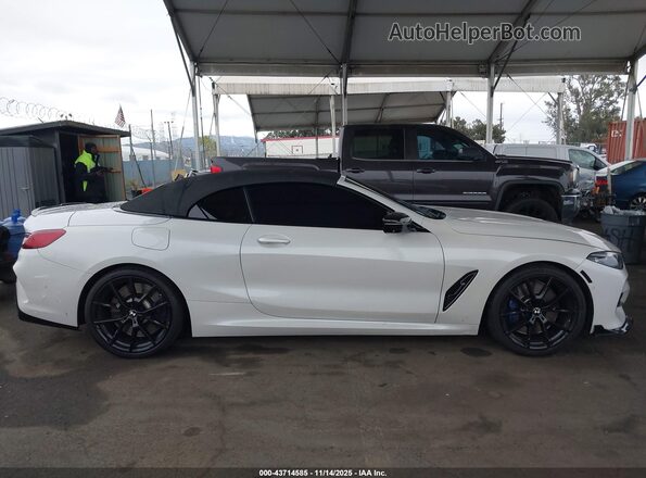 WBAFY4C54KBX39751 2019 BMW M8 White Вид задньої частини салону