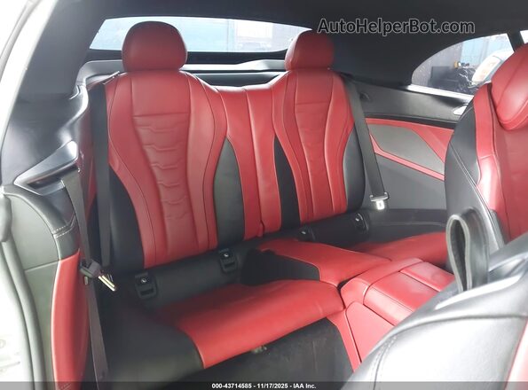 WBAFY4C54KBX39751 2019 BMW M8 White Вид наклейки з VIN-кодом