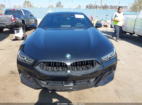 WBAGV2C01RCR84632 2024 BMW 8 SERIES Black Dashboard view