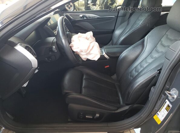 WBAGV2C02LCD29745 2020 BMW 8 SERIES Gray Вид салону спереду