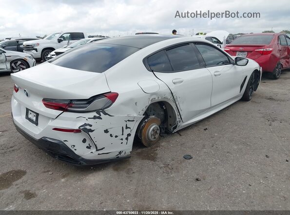 WBAGV2C09RCN12341 2024 BMW 8 SERIES White წინა ხედი