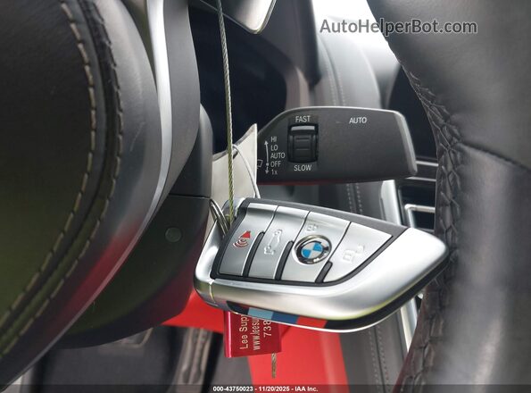 WBAGV2C09RCN12341 2024 BMW 8 SERIES White წინა პანელის ხედი