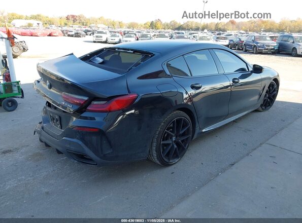 WBAGV8C01NCH91316 2022 BMW M8 Black Հետևի աջ