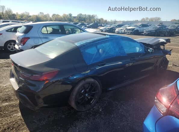 WBAGV8C01NCJ71188 2022 BMW M8 Черный Задняя правая четверть