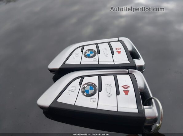 WBAGV8C05NCG97441 2022 BMW M8 Black Widok deski rozdzielczej