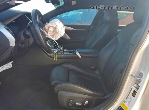 WBAGV8C07MCF01983 2021 BMW M8 White Front interior view