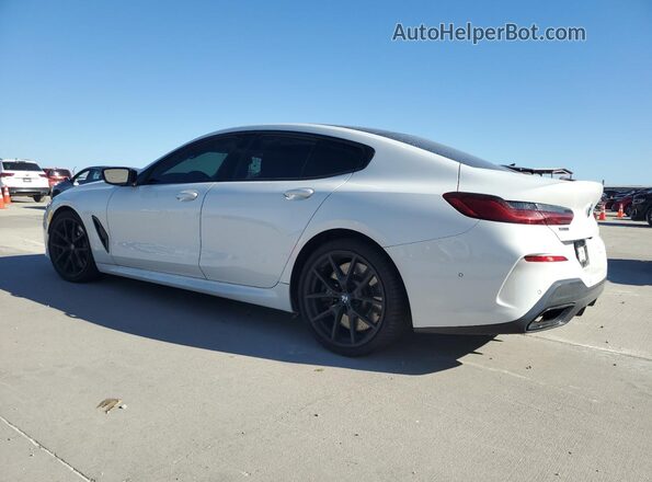 WBAGV8C07MCF01983 2021 BMW M8 White Rear left