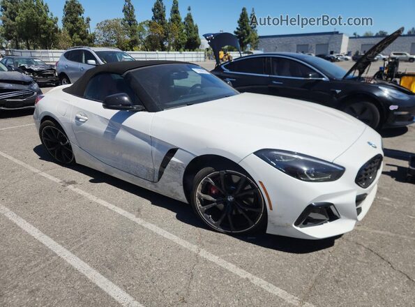 WBAHF9C02SWY43695 2025 BMW Z4 White Przód prawy