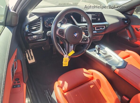 WBAHF9C02SWY43695 2025 BMW Z4 White Widok deski rozdzielczej