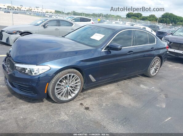 WBAJR3C00LWW70699 2020 BMW 5 SERIES Blue Vista tres cuartos delantera izquierda