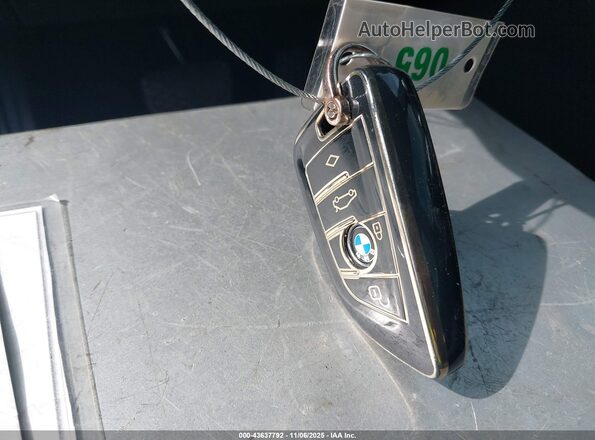 WBAJR3C00LWW70699 2020 BMW 5 SERIES Blue Vista del salpicadero
