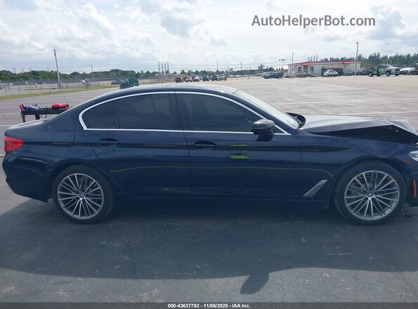 WBAJR3C00LWW70699 2020 BMW 5 SERIES Blue Vista interior trasera