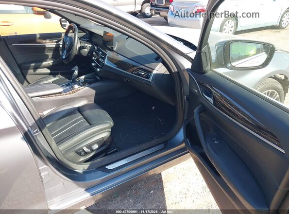 WBAJR7C03LWW70008 2020 BMW 5 SERIES Gray წინა სალონის ხედი