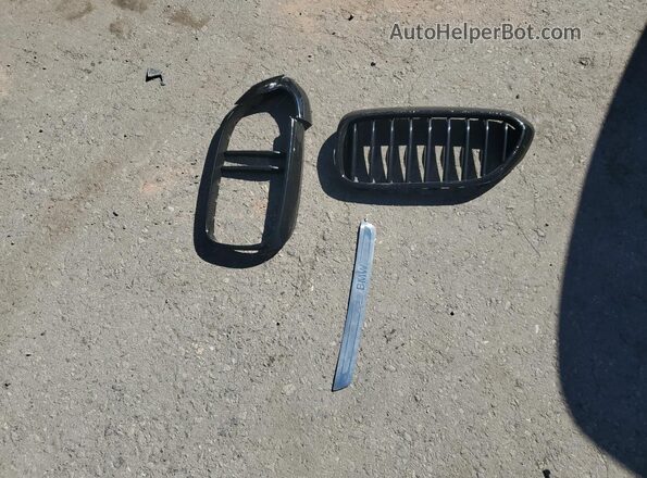 WBAJR7C04LWW65223 2020 BMW 5 SERIES Black Շարժիչի բաժամունքի տեսք