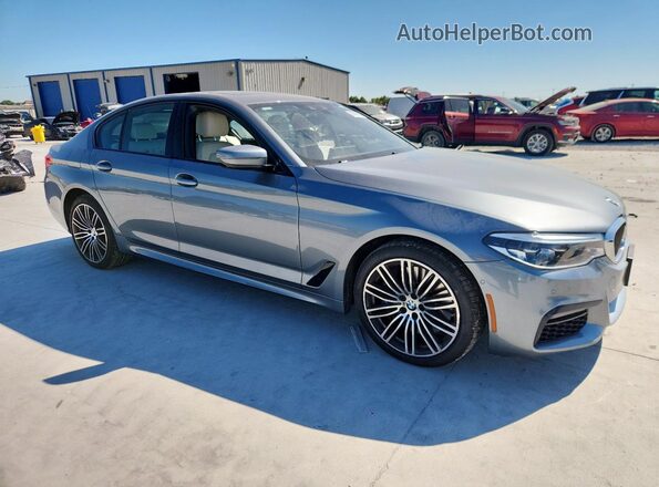 WBAJS3C0XLWW83898 2020 BMW 5 SERIES Gray Front right