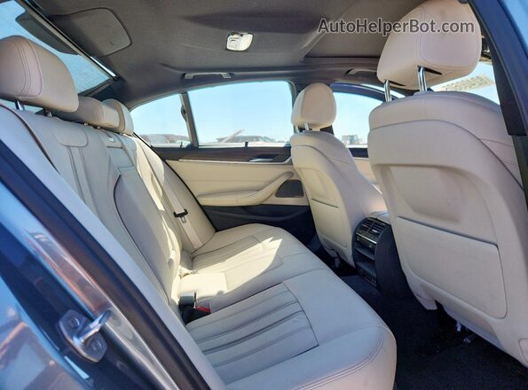 WBAJS3C0XLWW83898 2020 BMW 5 SERIES Gray Rear seats view
