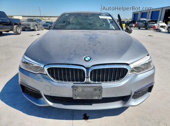 WBAJS3C0XLWW83898 2020 BMW 5 SERIES Gray Front view