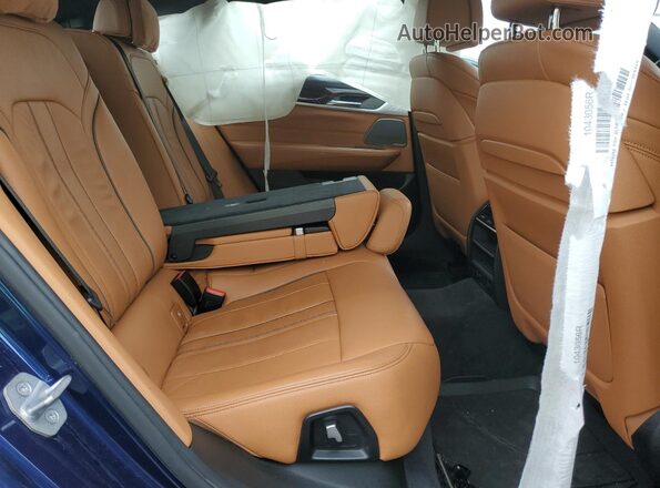 WBAJV6C52JBK07315 2018 BMW 6 SERIES Blue Vista de los asientos traseros