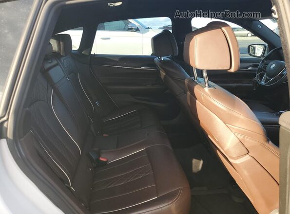 WBAJV6C53JBJ99645 2018 BMW 6 SERIES White Vista de los asientos traseros