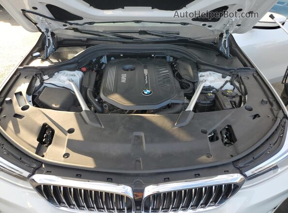 WBAJV6C53JBJ99645 2018 BMW 6 SERIES White Vista interior trasera