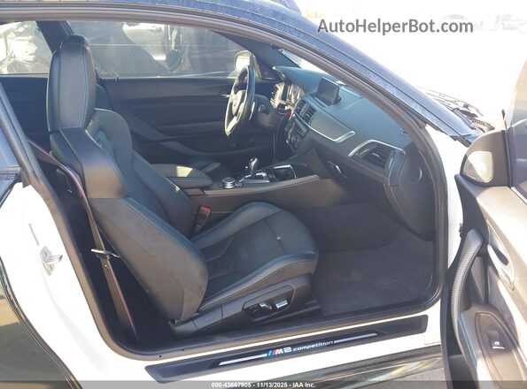WBS2U7C00L7F87714 2020 BMW M2 Зеленый Вид салона спереди