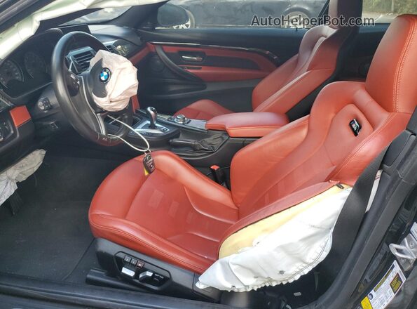 WBS4Y9C54JAC86643 2018 BMW M4 Black წინა სალონის ხედი