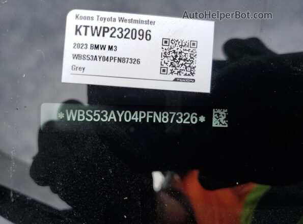 WBS53AY04PFN87326 2023 BMW M3 Gray Вид підкапотного простору