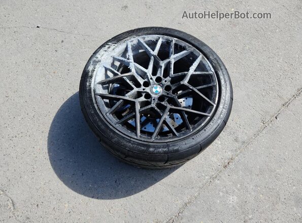 WBSGV0C01MCF81438 2021 BMW M8 Silver Vista del compartimento del motor