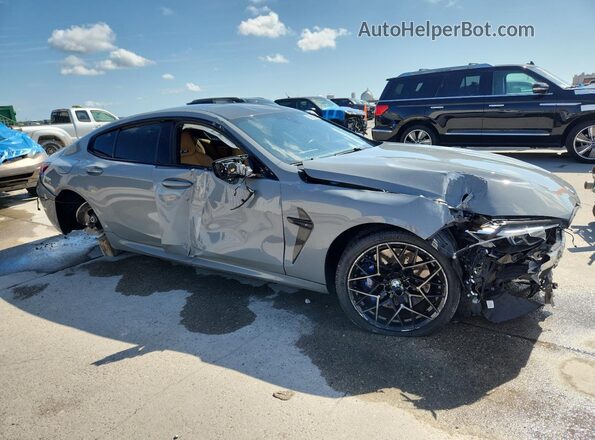 WBSGV0C01MCF81438 2021 BMW M8 Silver Delantero derecho