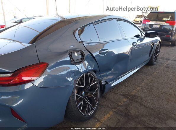 WBSGV0C02MCF06201 2021 BMW M8 Blue Front view