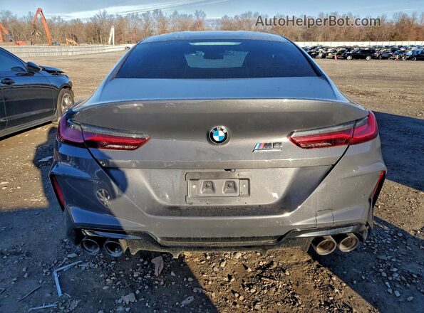 WBSGV0C03NCH16601 2022 BMW M8 Gray Rear view