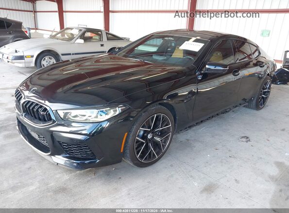 WBSGV0C06PCL80197 2023 BMW M8 Black Przód lewy