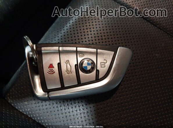 WBSJF0C04LCD69571 2020 BMW M5 Maroon Dashboard view