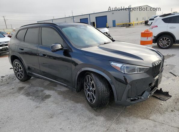 WBX73EF01R5Z83090 2024 BMW X1 Black Przód prawy