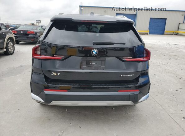 WBX73EF03P5X33380 2023 BMW X1 Black 