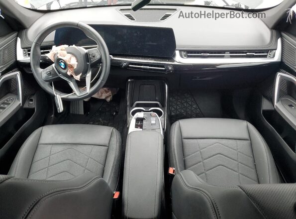 WBX73EF03P5X33380 2023 BMW X1 Black 