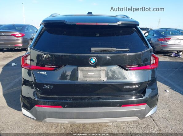WBX73EF04P5W64070 2023 BMW X1 Black 