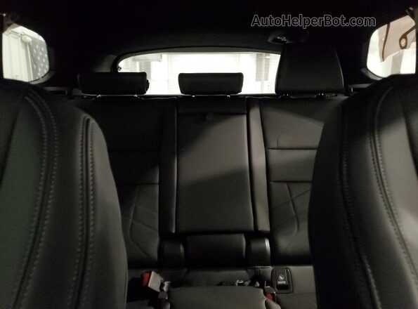 WBX73EF06T5407566 2026 BMW X1 White Вид задніх сидінь