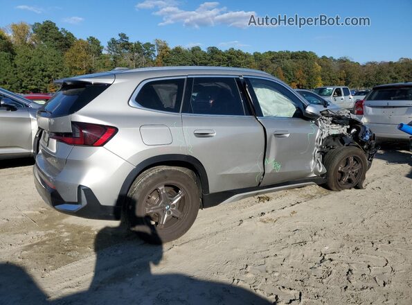 WBX73EF07R5Z44519 2024 BMW X1 Silver Tył prawy