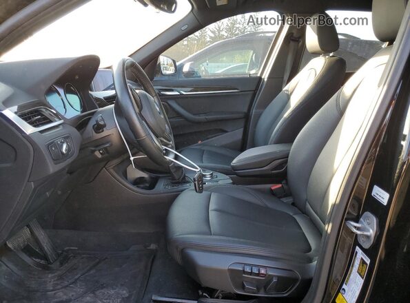 WBXHT3C51K3H34964 2019 BMW X1 Black წინა სალონის ხედი