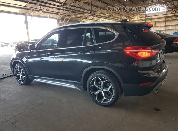 WBXHT3C56K5L37316 2019 BMW X1 Black Tył lewy