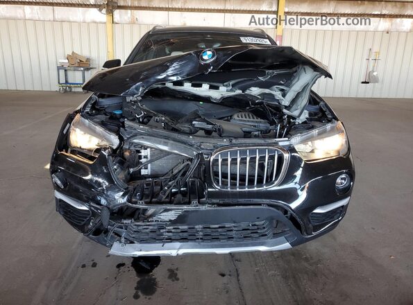 WBXHT3C56K5L37316 2019 BMW X1 Black Widok z przodu