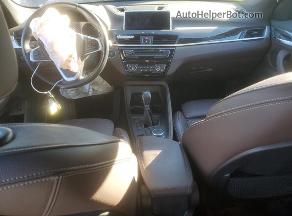 WBXHT3C56K5L97855 2019 BMW X1 Charcoal Вид панелі приладів