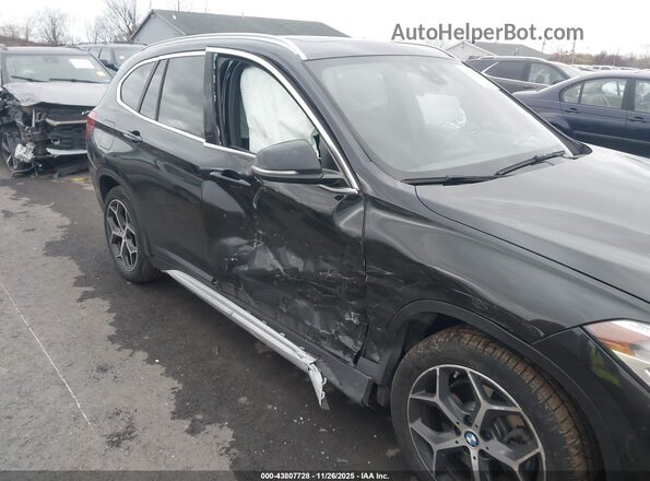 WBXHT3C59K5L35558 2019 BMW X1 Black წინა ხედი